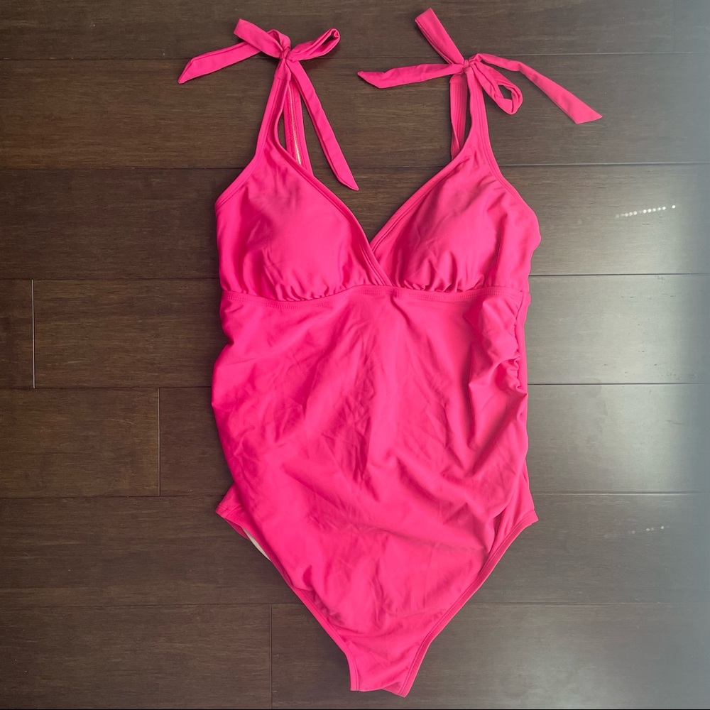Isabel maternity hot pink one piece swimsuit size L